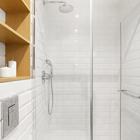 Apartment Ms 4 Seasons Iii *