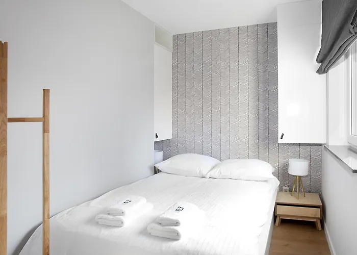 Ms 4 Seasons Iii * Γκντανσκ